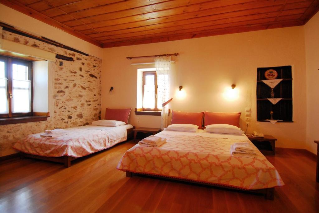 Hotel Archontiko Iatridis Mourésion Zimmer foto