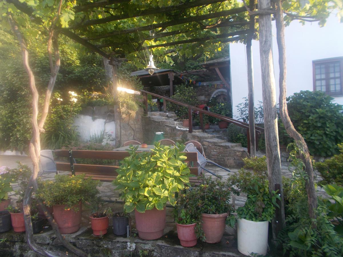 Hotel Archontiko Iatridis Mourésion Exterior foto